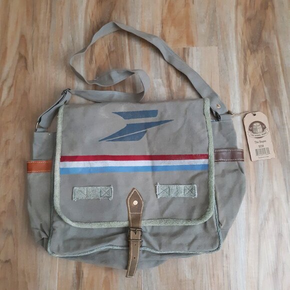 Canvas Crossbody Letter Bag Barrel Shack The "Hayes" Bag New - Picture 1 of 6